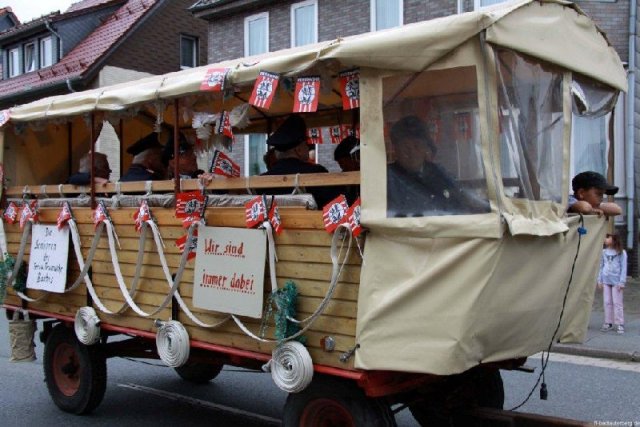 2010-08-15 Festumzug 750 Jahre Barbis (421)